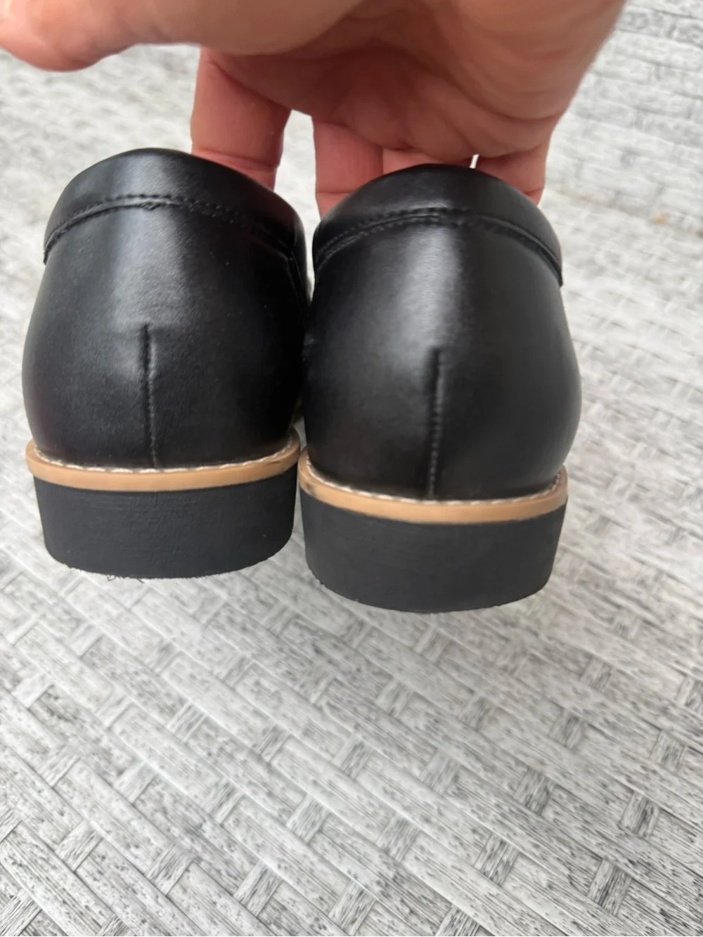 ALDO Black Leather Slip-On Almond Tie Platform Loafers Size 8.5
